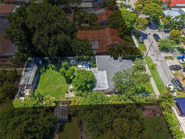 2615 SW 34th Ct, Miami, FL 33133