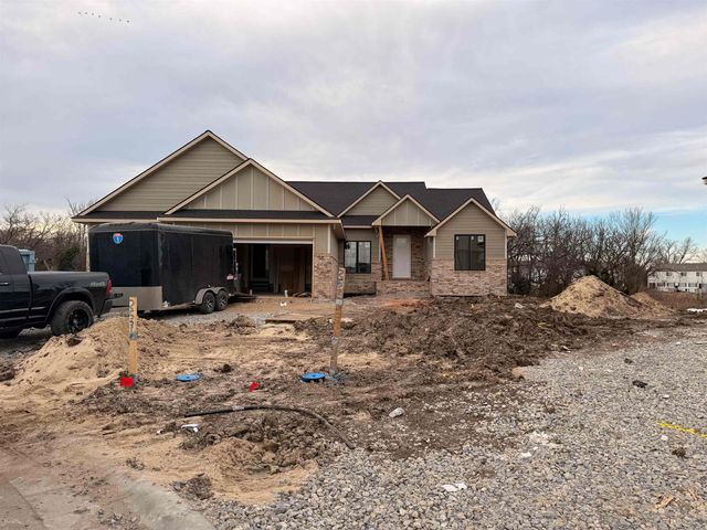 2531 S Clear Creek St, Wichita, KS 67230