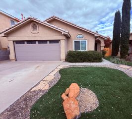 4405 Barrett Avenue NW, Albuquerque, NM 87114