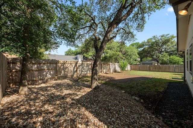 3713 Harpers Ferry LN, Austin, TX 78749