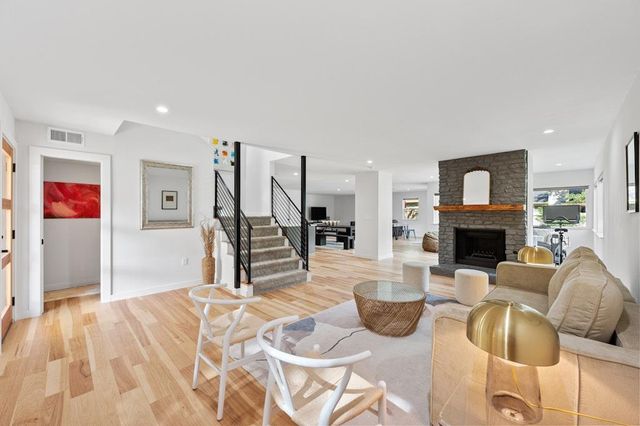 3713 Harpers Ferry LN, Austin, TX 78749