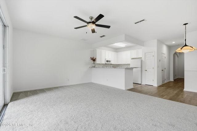 5856 SANDSTONE Way, Jacksonville, FL 32258
