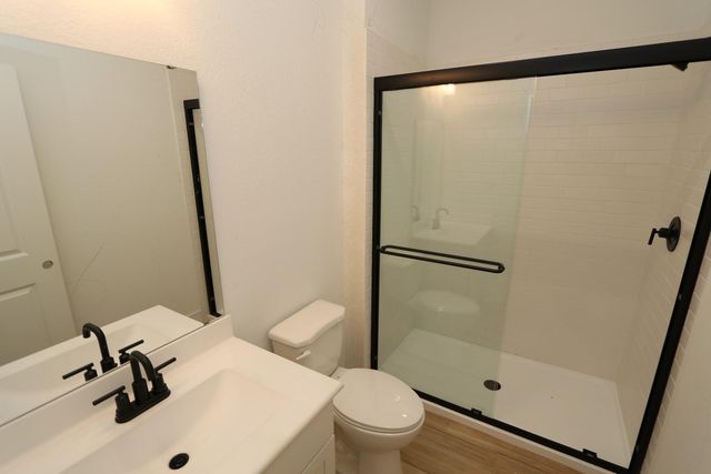 5411 Kingdom Heights Boulevard, Rosenberg, TX 77471