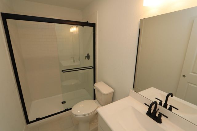 5411 Kingdom Heights Boulevard, Rosenberg, TX 77471