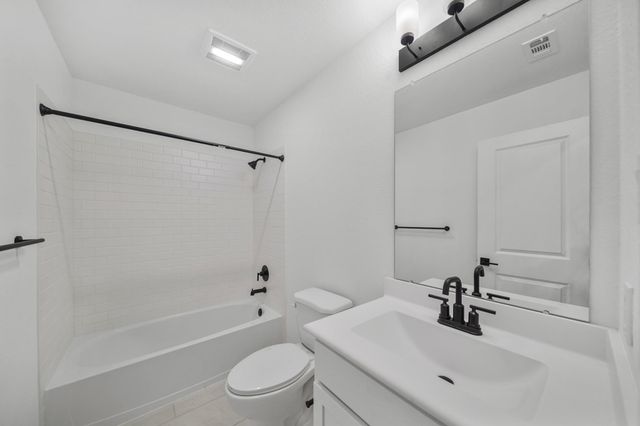 5411 Kingdom Heights Boulevard, Rosenberg, TX 77471