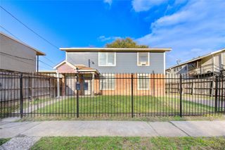2915 Palm Street Down, Houston, TX 77004
