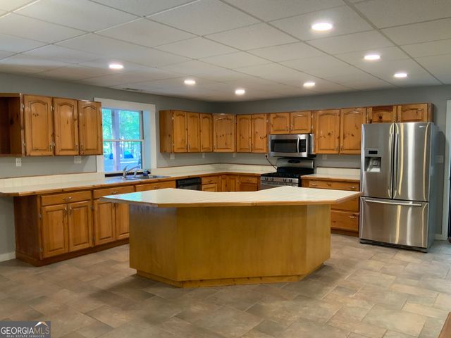 11 FOXFIRE Road, Blairsville, GA 30512