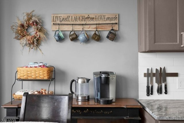 79 Indigo Rd, Allamuchy Twp., NJ 07840