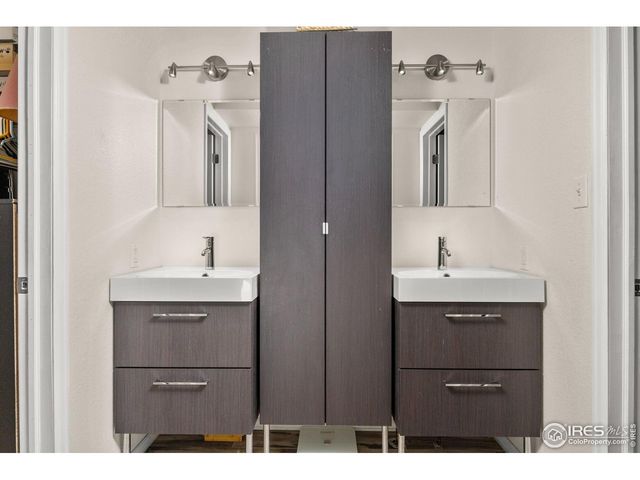 387 Oak Ln, Broomfield, CO 80020