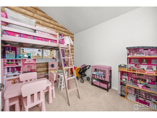 387 Oak Ln, Broomfield, CO 80020