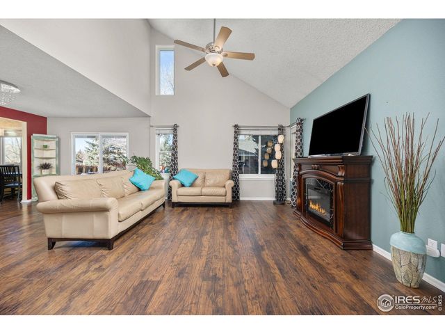 387 Oak Ln, Broomfield, CO 80020