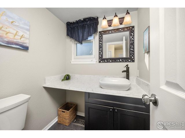 387 Oak Ln, Broomfield, CO 80020