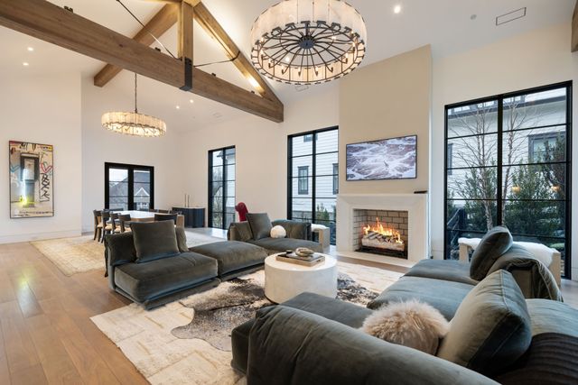 7054 Lanceleaf Dr, College Grove, TN 37046