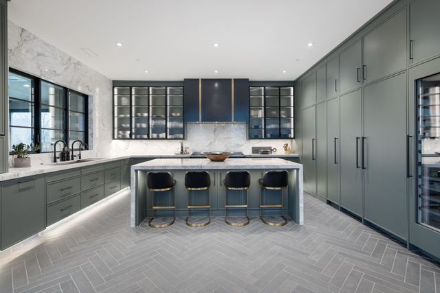 7054 Lanceleaf Dr, College Grove, TN 37046