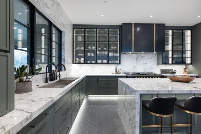 7054 Lanceleaf Dr, College Grove, TN 37046