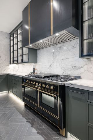 7054 Lanceleaf Dr, College Grove, TN 37046