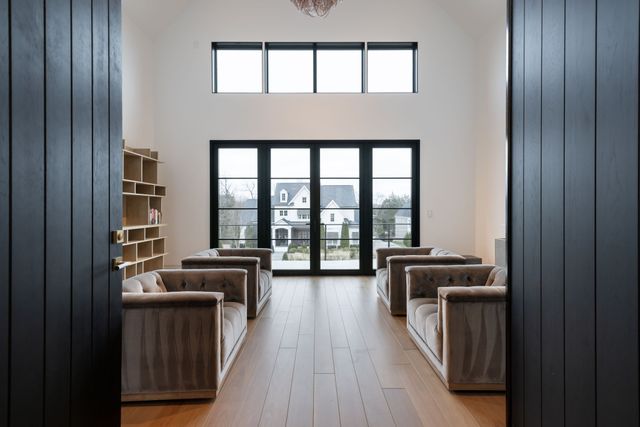 7054 Lanceleaf Dr, College Grove, TN 37046