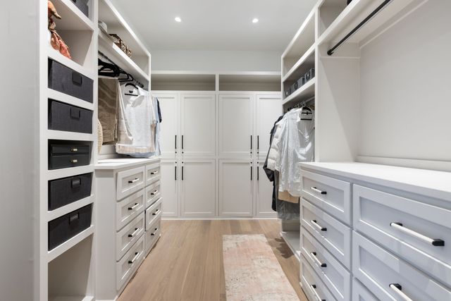 7054 Lanceleaf Dr, College Grove, TN 37046