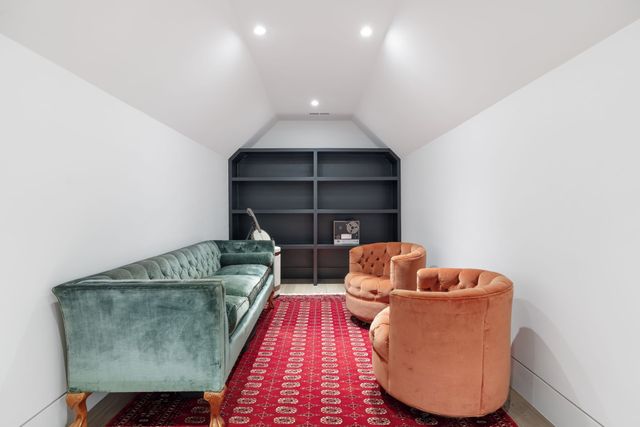 7054 Lanceleaf Dr, College Grove, TN 37046