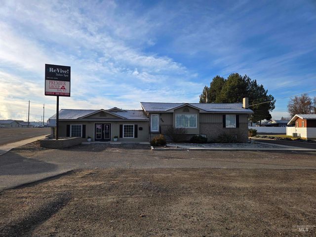 804&806 NW 24th Street, Fruitland, ID 83619 property photo