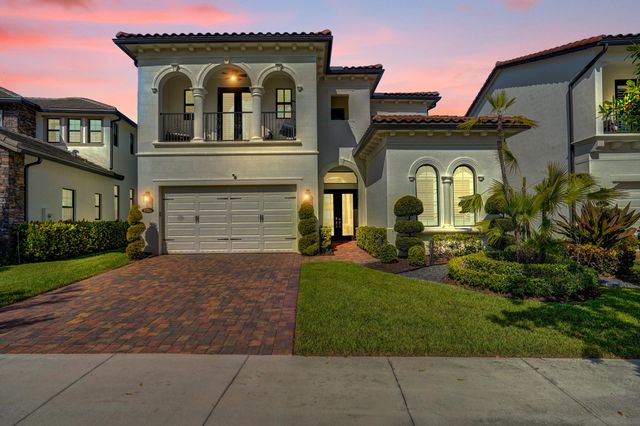 8355 Grand Prix Lane, Boynton Beach, FL 33472