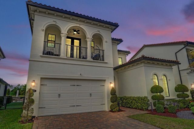 8355 Grand Prix Lane, Boynton Beach, FL 33472