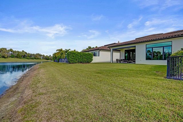 8355 Grand Prix Lane, Boynton Beach, FL 33472