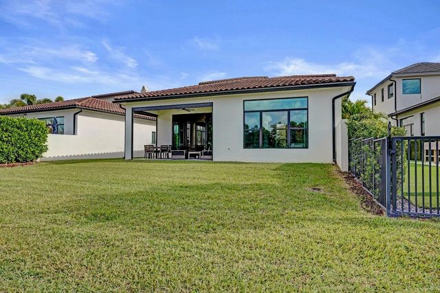 8355 Grand Prix Lane, Boynton Beach, FL 33472