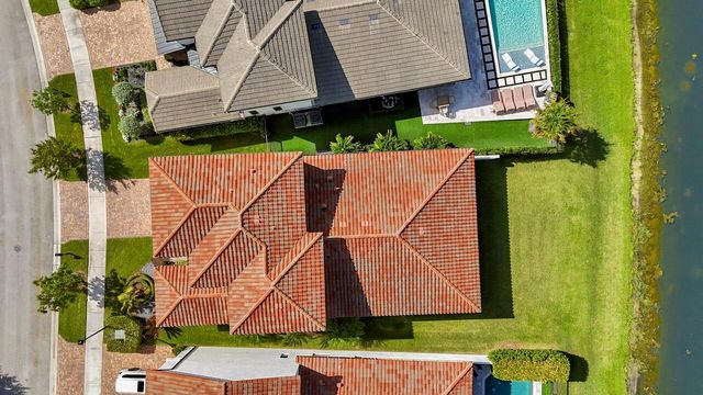 8355 Grand Prix Lane, Boynton Beach, FL 33472