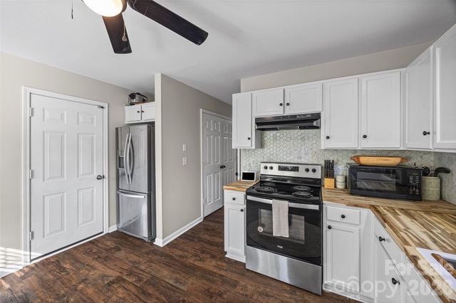 2013 Campfire Trail, Clover, SC 29710