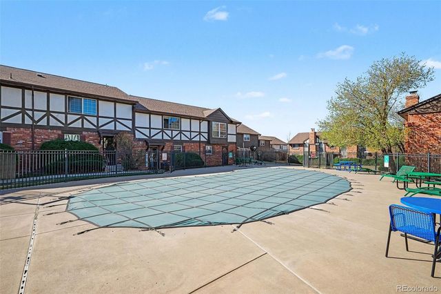 3825 S Monaco Parkway 212, Denver, CO 80237