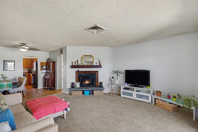 3825 S Monaco Parkway 212, Denver, CO 80237