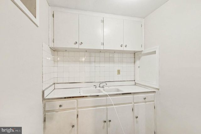 4145 WOODSIDE DR, Fredericksburg, VA 22407