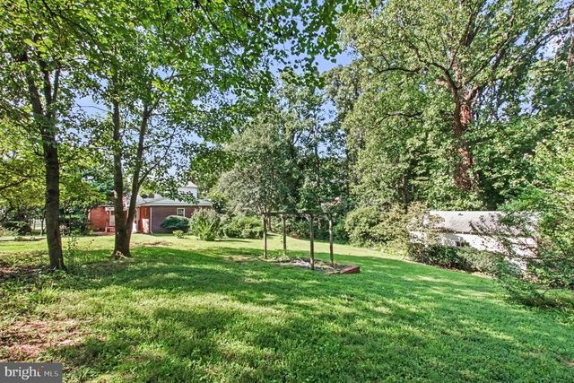 4145 WOODSIDE DR, Fredericksburg, VA 22407
