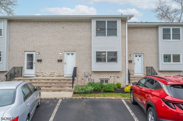 1092 Robin Rd, Hillsborough Twp., NJ 08844