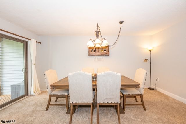 1092 Robin Rd, Hillsborough Twp., NJ 08844