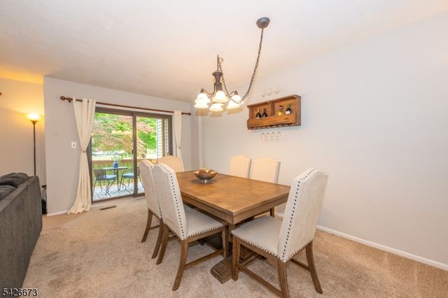 1092 Robin Rd, Hillsborough Twp., NJ 08844