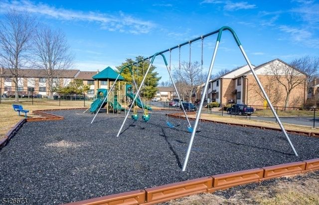 1092 Robin Rd, Hillsborough Twp., NJ 08844
