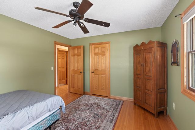 4300 Brunswick Avenue N, Crystal, MN 55422