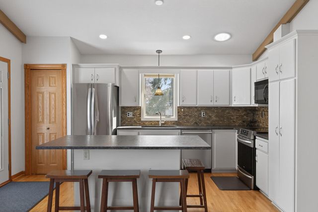 4300 Brunswick Avenue N, Crystal, MN 55422