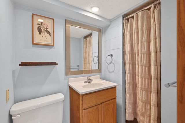 4300 Brunswick Avenue N, Crystal, MN 55422