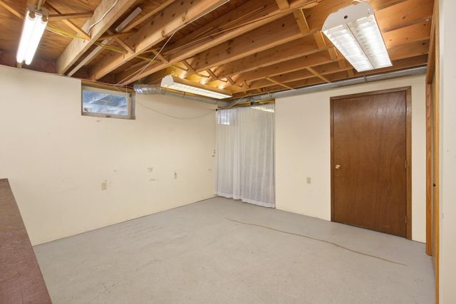 4300 Brunswick Avenue N, Crystal, MN 55422