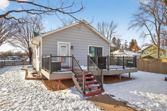 4300 Brunswick Avenue N, Crystal, MN 55422