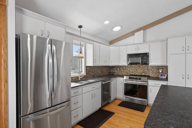 4300 Brunswick Avenue N, Crystal, MN 55422