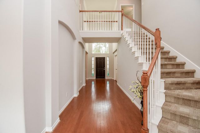 406 Sterling Heights Lane, Houston, TX 77094