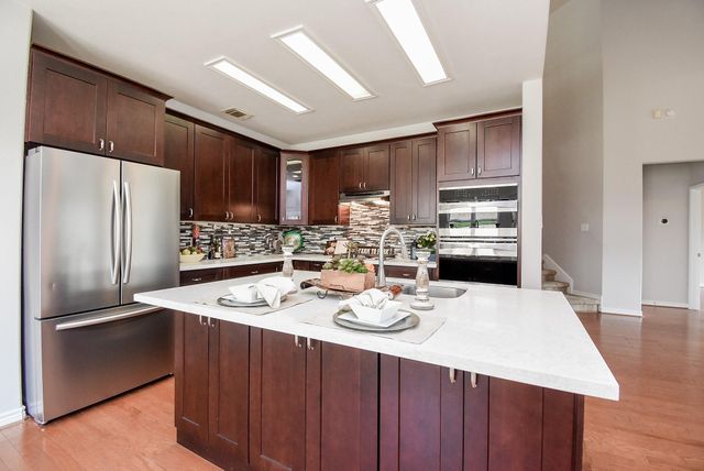 406 Sterling Heights Lane, Houston, TX 77094
