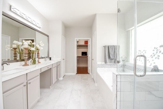 406 Sterling Heights Lane, Houston, TX 77094