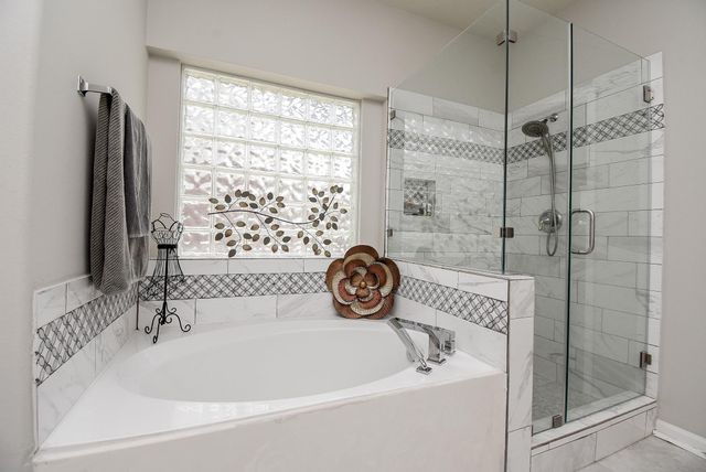 406 Sterling Heights Lane, Houston, TX 77094