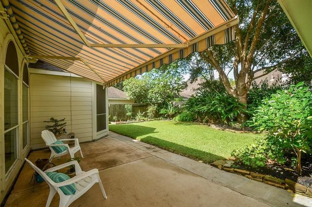 406 Sterling Heights Lane, Houston, TX 77094