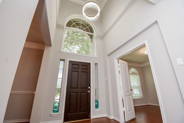 406 Sterling Heights Lane, Houston, TX 77094